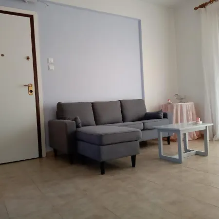 Manolia's Summer Apartment. * Kalyves Polygyrou